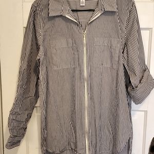 Women's zip up light weight top